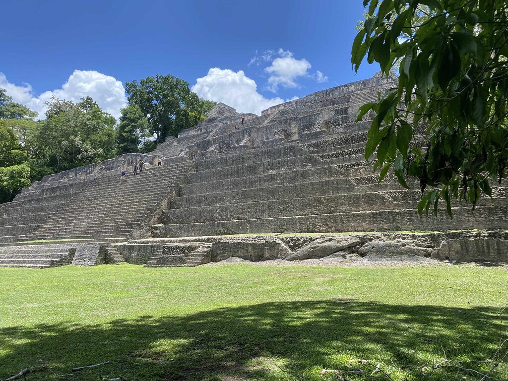 Caracol july 25